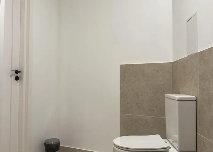 Prime Location In Old Town *